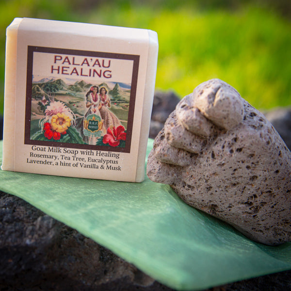 Pala'au Healing Goat Milk Soap with Hand-Carved Pumice Foot in Organza